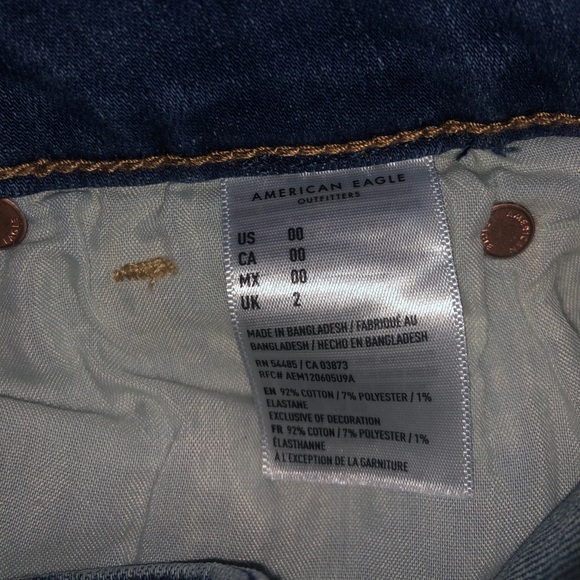 American Eagle Outfitters denim shorts - Picture 4 of 5
